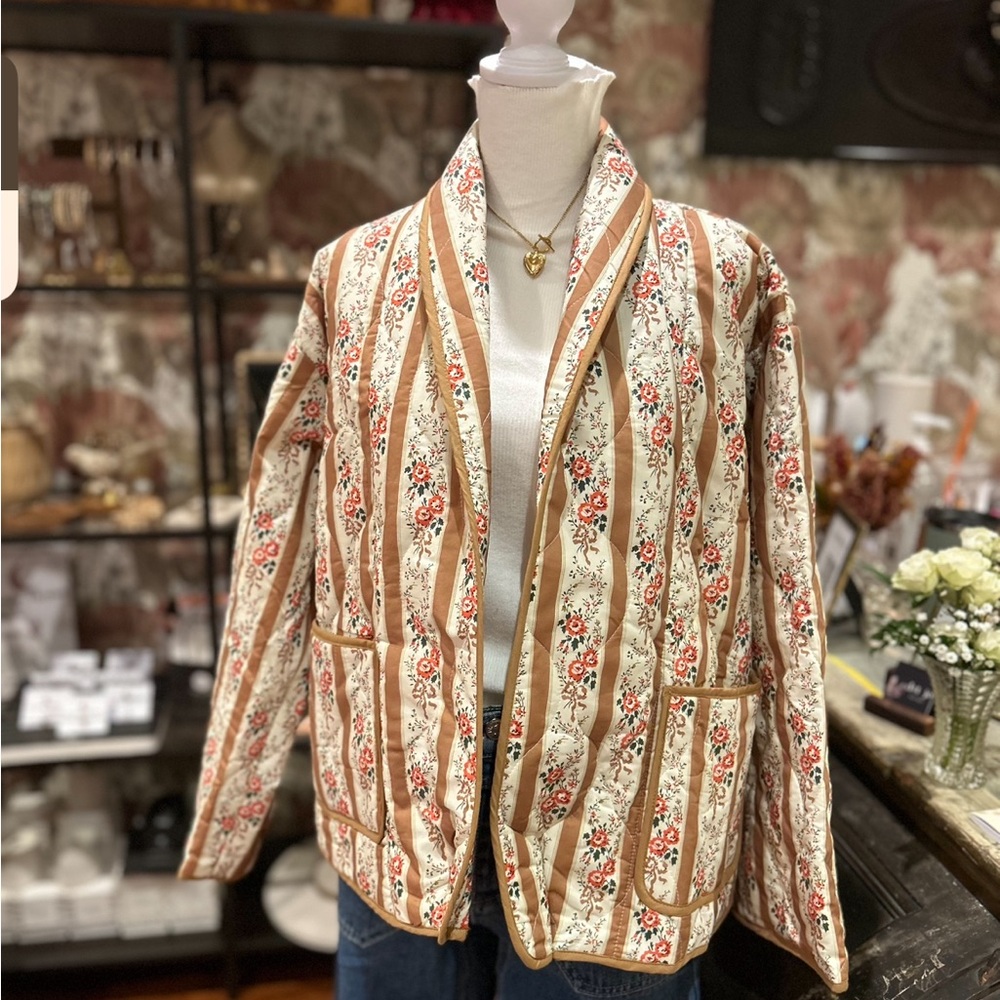 Floral Patterned Quilted Women's Jacket